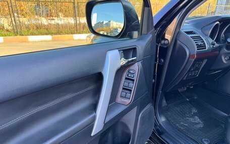 Toyota Land Cruiser Prado 150 рестайлинг 2, 2014 год, 3 150 000 рублей, 12 фотография