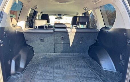 Toyota Land Cruiser Prado 150 рестайлинг 2, 2014 год, 3 150 000 рублей, 14 фотография