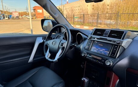 Toyota Land Cruiser Prado 150 рестайлинг 2, 2014 год, 3 150 000 рублей, 18 фотография