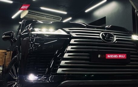 Lexus LX, 2024 год, 17 000 000 рублей, 3 фотография