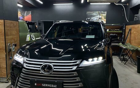 Lexus LX, 2024 год, 17 000 000 рублей, 4 фотография