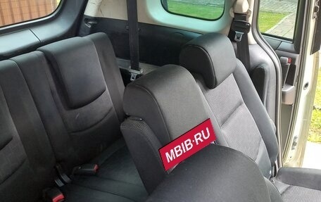 Mazda 5 I рестайлинг, 2008 год, 720 000 рублей, 12 фотография