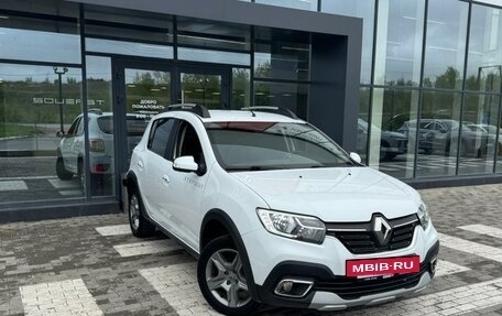 Renault Sandero II рестайлинг, 2020 год, 1 147 000 рублей, 2 фотография