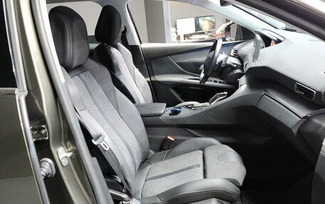 Peugeot 3008 II, 2020 год, 1 680 000 рублей, 12 фотография
