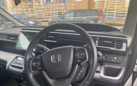 Honda Stepwgn IV, 2019 год, 2 250 000 рублей, 4 фотография