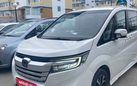 Honda Stepwgn IV, 2019 год, 2 250 000 рублей, 1 фотография