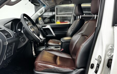 Toyota Land Cruiser Prado 150 рестайлинг 2, 2017 год, 4 245 000 рублей, 7 фотография