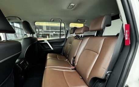 Toyota Land Cruiser Prado 150 рестайлинг 2, 2017 год, 4 245 000 рублей, 23 фотография