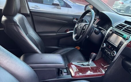 Toyota Camry, 2014 год, 1 420 000 рублей, 29 фотография