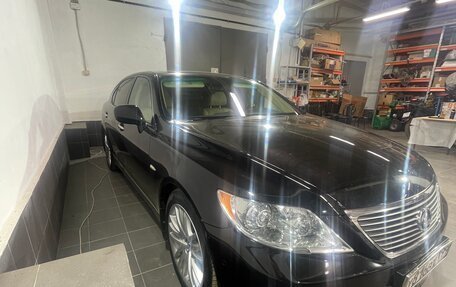 Lexus LS IV, 2008 год, 2 250 000 рублей, 10 фотография