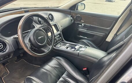 Jaguar XJ IV (X351), 2010 год, 1 420 000 рублей, 9 фотография