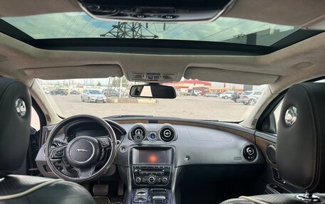 Jaguar XJ IV (X351), 2010 год, 1 420 000 рублей, 10 фотография