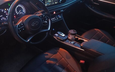 Hyundai Sonata VIII, 2020 год, 2 600 000 рублей, 4 фотография