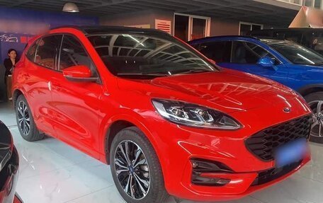 Ford Escape, 2021 год, 2 420 000 рублей, 3 фотография