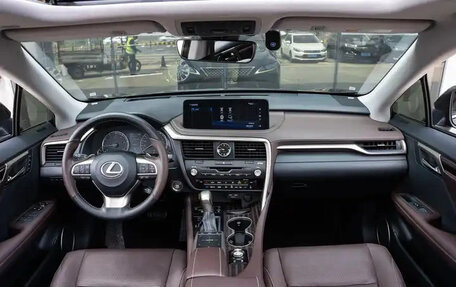 Lexus RX IV рестайлинг, 2022 год, 4 380 000 рублей, 9 фотография