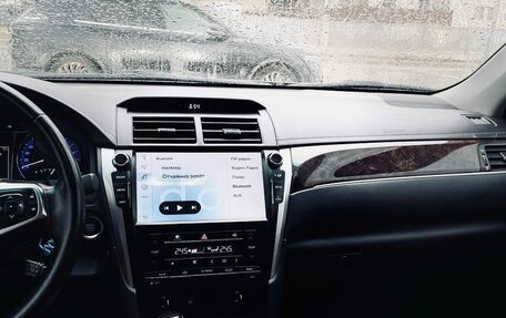 Toyota Camry, 2016 год, 2 600 000 рублей, 8 фотография
