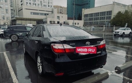 Toyota Camry, 2016 год, 2 600 000 рублей, 3 фотография
