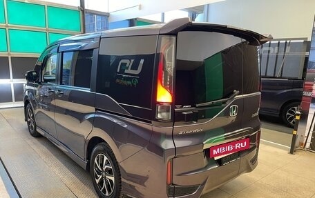 Honda Stepwgn IV, 2017 год, 2 490 000 рублей, 3 фотография