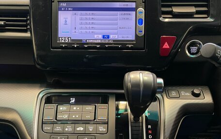 Honda Stepwgn IV, 2017 год, 2 490 000 рублей, 19 фотография