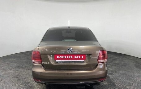 Volkswagen Polo VI (EU Market), 2015 год, 890 000 рублей, 6 фотография