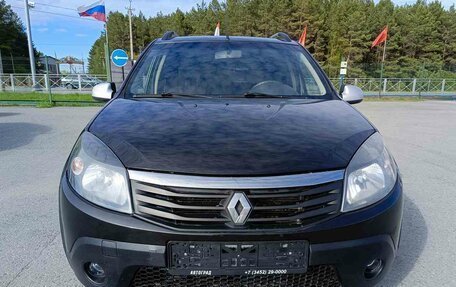 Renault Sandero I, 2014 год, 699 000 рублей, 2 фотография