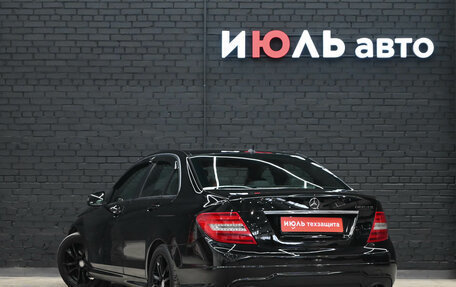 Mercedes-Benz C-Класс, 2011 год, 1 350 000 рублей, 5 фотография