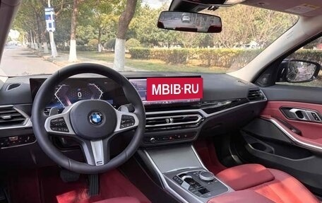BMW 3 серия, 2024 год, 4 700 000 рублей, 9 фотография