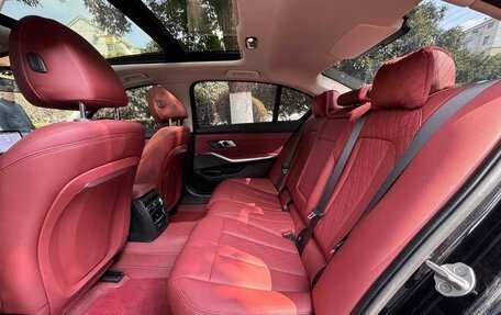 BMW 3 серия, 2024 год, 4 700 000 рублей, 15 фотография