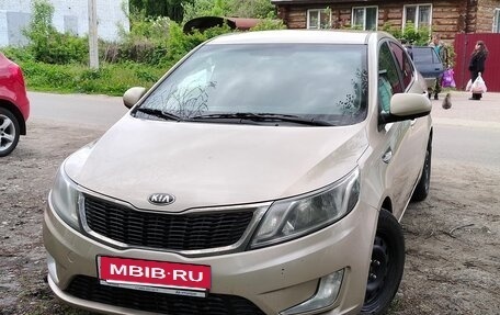 KIA Rio III рестайлинг, 2013 год, 750 000 рублей, 4 фотография
