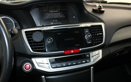 Honda Accord IX рестайлинг, 2013 год, 1 960 000 рублей, 15 фотография