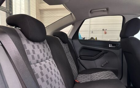 Ford Focus II рестайлинг, 2008 год, 649 000 рублей, 23 фотография