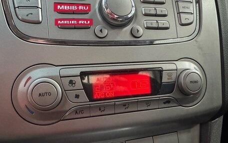 Ford Focus II рестайлинг, 2008 год, 649 000 рублей, 27 фотография