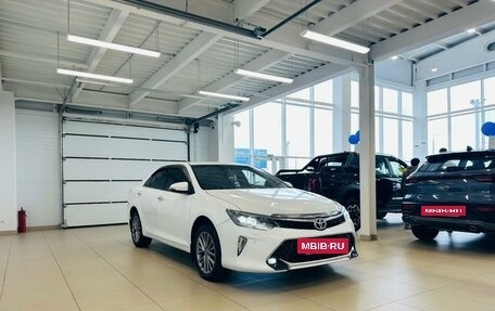 Toyota Camry, 2017 год, 2 599 900 рублей, 8 фотография