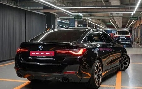 BMW 4 серия, 2022 год, 3 975 000 рублей, 2 фотография