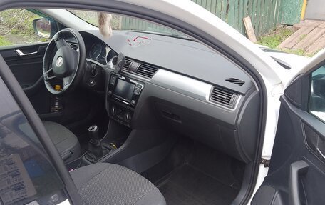 Skoda Rapid I, 2018 год, 1 300 000 рублей, 7 фотография