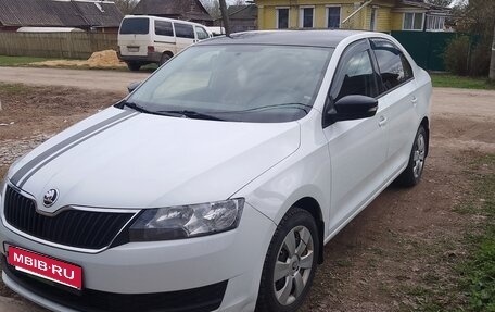 Skoda Rapid I, 2018 год, 1 300 000 рублей, 9 фотография