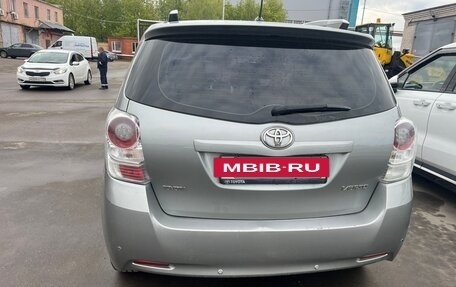 Toyota Verso I, 2012 год, 1 230 000 рублей, 2 фотография