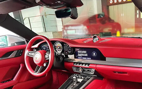 Porsche 911, 2022 год, 11 320 000 рублей, 8 фотография