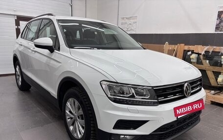 Volkswagen Tiguan II, 2020 год, 2 450 000 рублей, 3 фотография