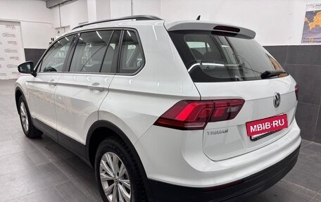 Volkswagen Tiguan II, 2020 год, 2 450 000 рублей, 5 фотография