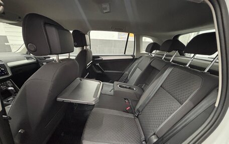 Volkswagen Tiguan II, 2020 год, 2 450 000 рублей, 12 фотография