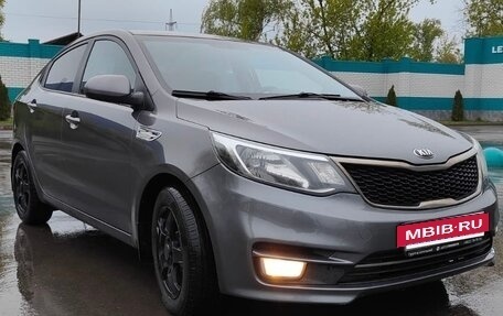 KIA Rio III рестайлинг, 2015 год, 1 000 000 рублей, 2 фотография