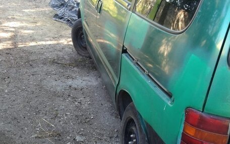 Nissan Serena I, 2000 год, 320 000 рублей, 3 фотография