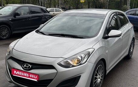 Hyundai i30 II рестайлинг, 2013 год, 990 000 рублей, 3 фотография