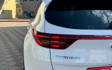 KIA Sportage IV рестайлинг, 2018 год, 2 350 000 рублей, 25 фотография