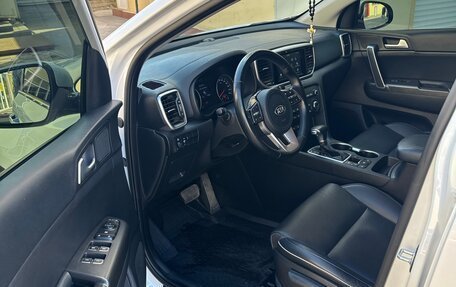 KIA Sportage IV рестайлинг, 2018 год, 2 350 000 рублей, 31 фотография