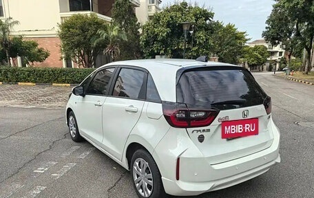Honda Fit, 2021 год, 1 215 000 рублей, 6 фотография