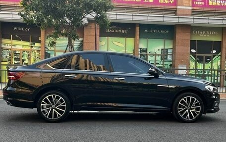 Volkswagen Lavida, 2022 год, 1 200 006 рублей, 7 фотография