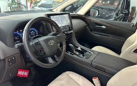 Toyota Alphard, 2025 год, 16 430 000 рублей, 3 фотография