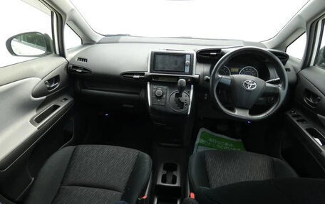 Toyota Wish II, 2011 год, 1 200 000 рублей, 8 фотография